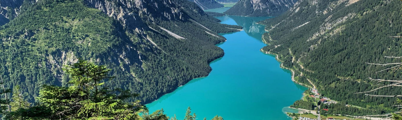 Bergsee: Outdoor Ausrüstung mieten